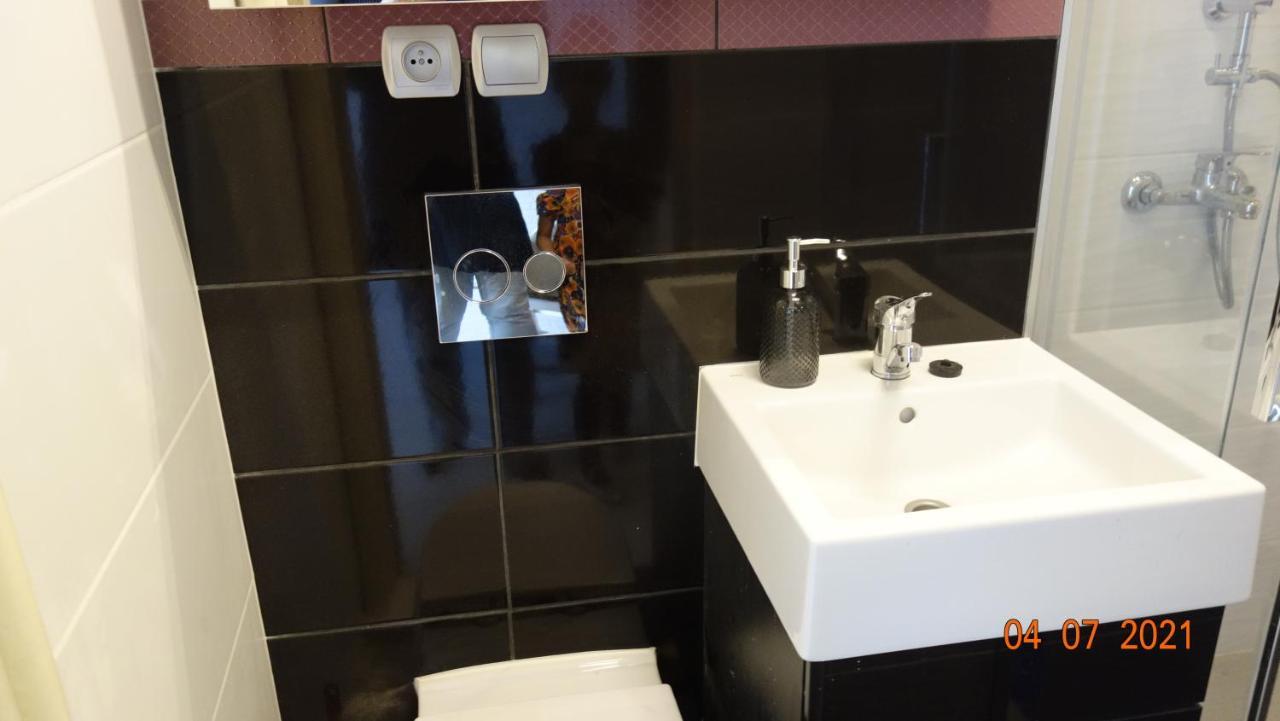 Apartament Elegant Катовице Екстериор снимка